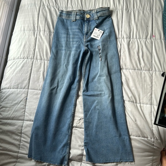 Zara Other - Zara girls marine jeans.